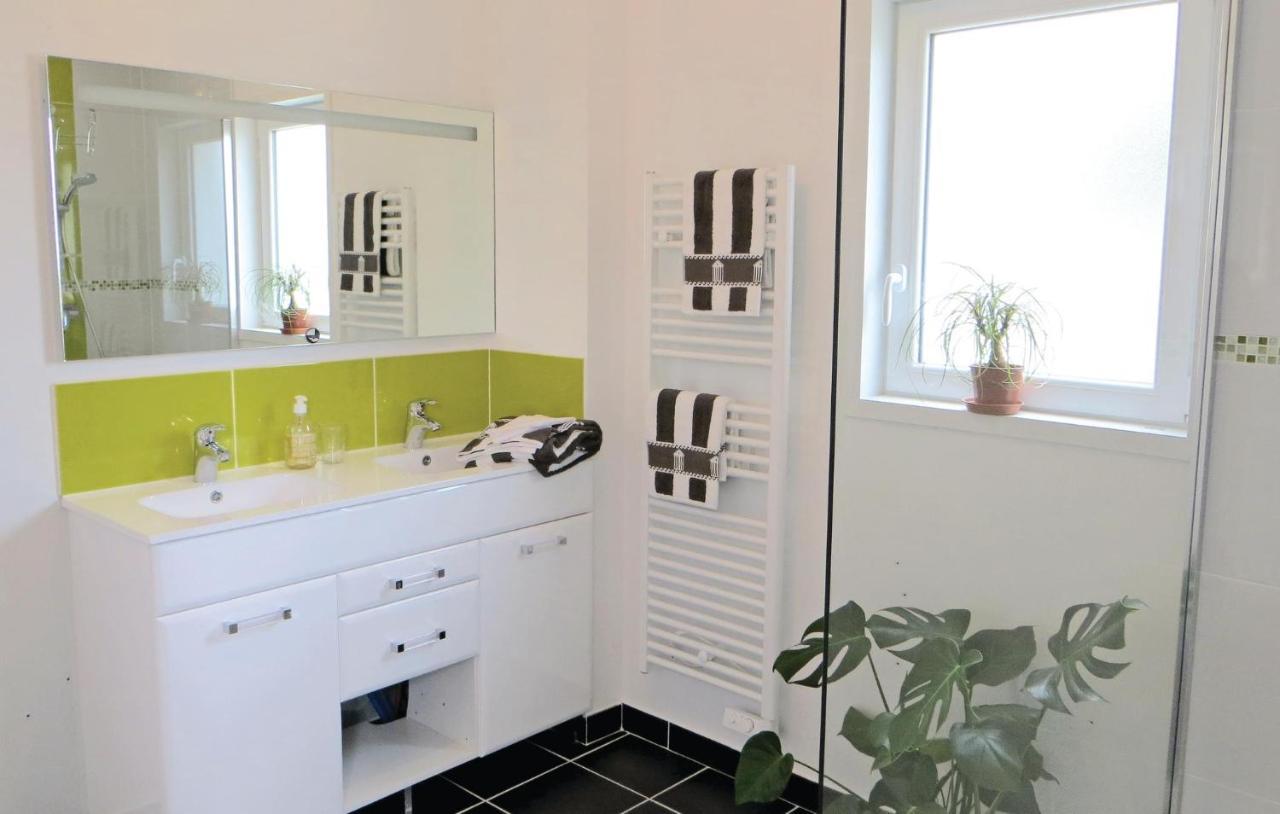 Lovely Home In Brain-Sur-Alonnes Екстериор снимка